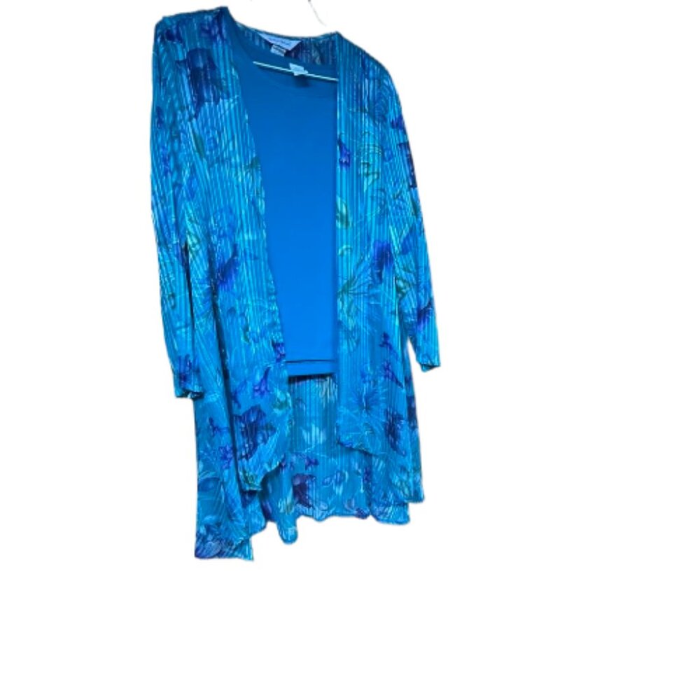 Med pt Elisabeth William dressy jacket with M under . Never worn